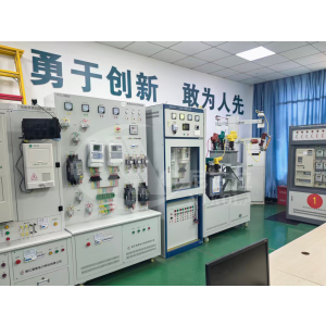 江西电力职业技术学院AI营销技能实训室